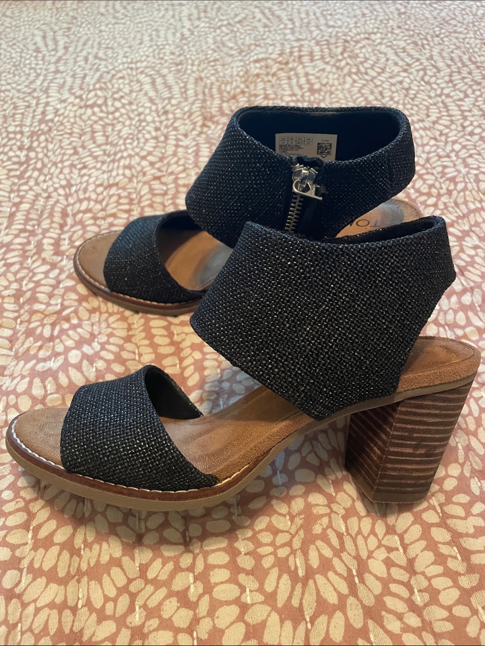 TOMS Black Open-Toe Zip Ankle high heel sandals